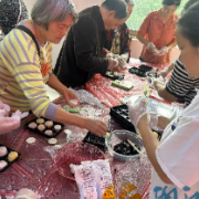 老虎岭社区开展“浓情中秋 共赏明月”活动