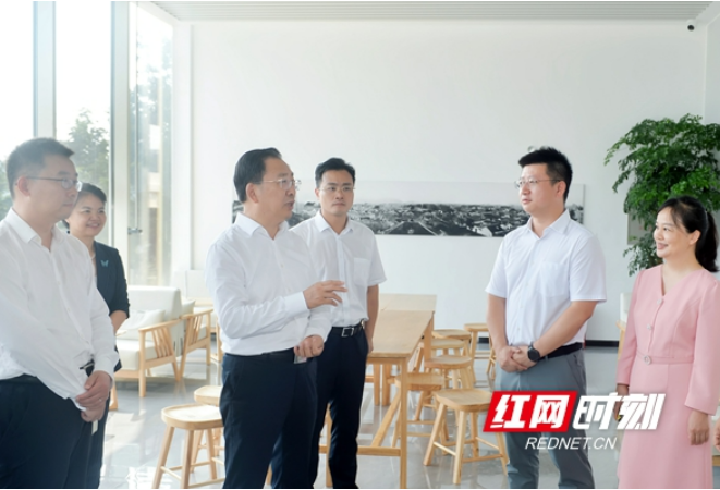谭勇调研岳麓山风景名胜区管理局