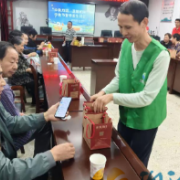 望城坡街道：用爱点亮团圆，情暖特扶家庭