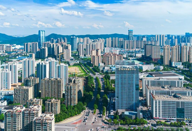 何朝晖督导湘江科学城项目建设工作