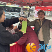 银鸿社区：银发逐趣乐无边 社区温情满庭院