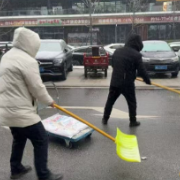 雪至长沙，施家港“红毯盐兵”暖冬行