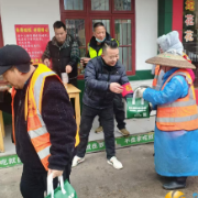 一碗热汤暖寒冬：金岭社区有家菜馆将温暖送到环卫工人手中