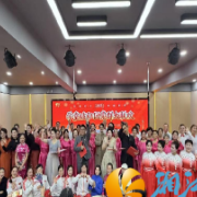 学堂坡社区：观众成“民星” ，党群浓情共搭联欢舞台