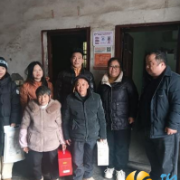 暖冬送福，情暖特扶家庭