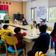 国防教育进社区 童心共筑强军梦