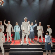 观潮的螃蟹 | 小剧场的“湘江生长力”