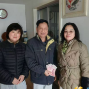 钰龙社区：情暖新春 把爱送到家门口