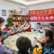 荷叶塘社区开展妇女节手工DIY暨3·15诚信维权宣传活动