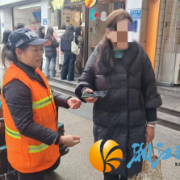 湘江新区环卫人接力传善举 橙衣微光点亮文明星城