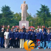 从“俯身清扫”到“仰望高峰” 环卫中心大科城维护所组织开展登山活动