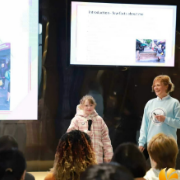 湘图外语角首次走进社区 洋湖国际社区架起中外文化交流“连心桥”