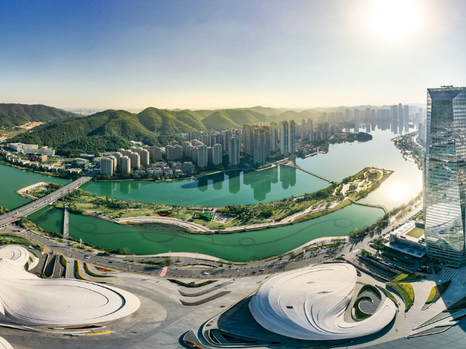 周健主持召开湖南湘江新区党工委会议