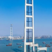 342米！中联重科超大塔“双子星”助力狮子洋大桥东西主塔同步封顶