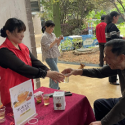 白庙子社区:春风送暖便民行,邻里和睦乐融融