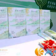 一首诗=一亩田？长沙这个小镇，把诗歌变成了“硬通货”