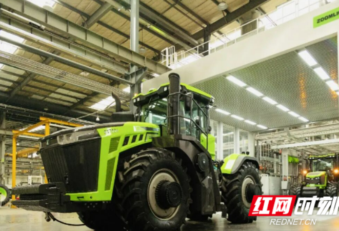 中联重科全球最大马力拖拉机首发海外高端市场