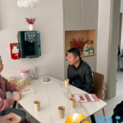 坪塘街道：小小便民服务卡 架起党群“连心桥”