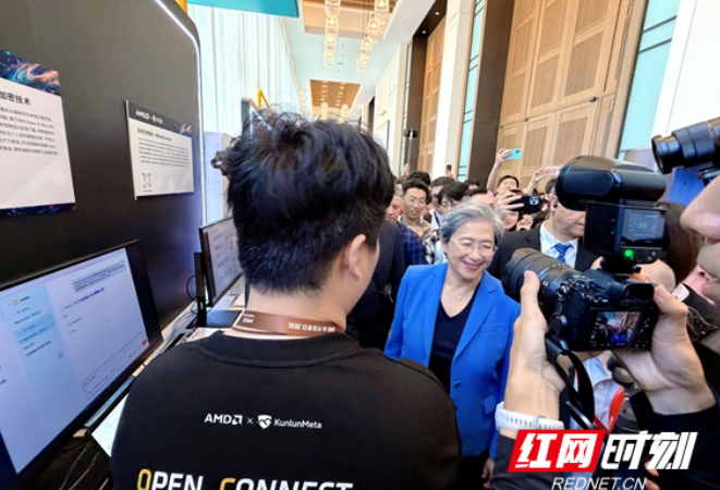 湘江新区企业昆仑元亮相AMD上海AI开发者日，苏姿丰称赞“昆创极Agent Pad”