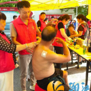 “集市”不卖货,只送健康大礼包!含浦医护团花式“宠”居民