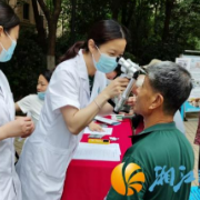 银桥社区开展一站式便民志愿服务活动
