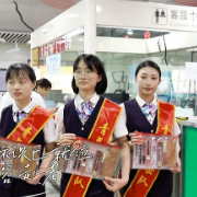 护航高考 | 长沙地铁“爱心送考”在行动