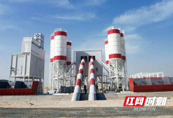 润天智科搅拌站落地迪拜，硬核智造赋能中东基建