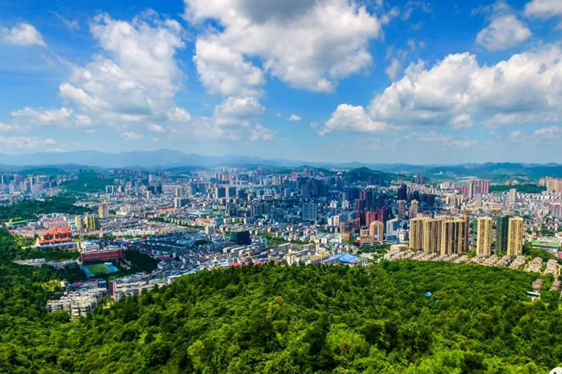 郴州市全景 黄建华 摄