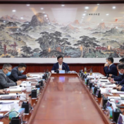 邹文辉曾超群调度基建投资和重点建设项目工作
