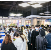 相“岳”前行 “职”达未来