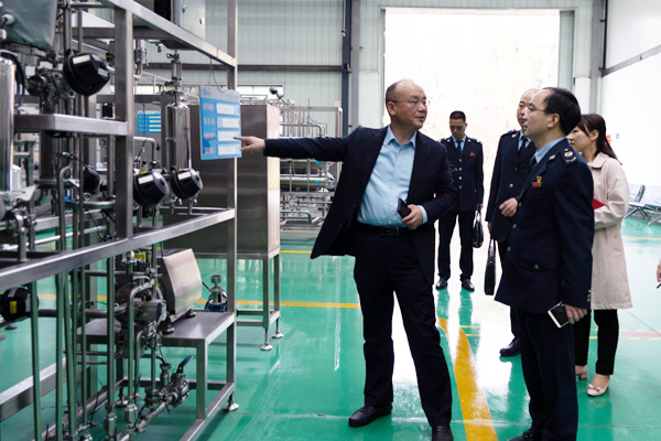 税费“好声音”：发展信心倍增 要争创全球一流1.jpg