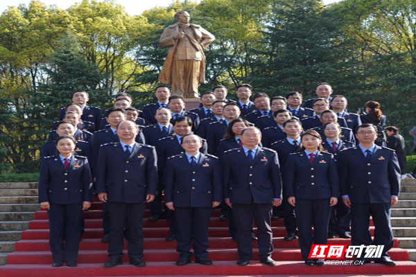 学习百年党史  鞭策宁乡税务人奋力前行0.jpg