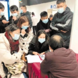 岳阳组团来长沙“招贤纳士”