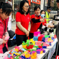 温情满载 “源圈”党建公益列车开进社区