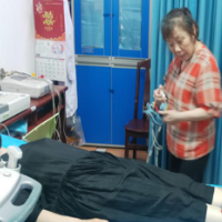 社区卫生服务中心工作人员假期坚守岗位，服务市民不打烊