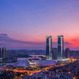 二手房参考价再添一城 楼市能否真正降温？