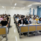 业委会主任走进大学课堂：合法依规招投标创建美好小区