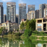 青岛:前三季度全市居住价格同比下降0.3%