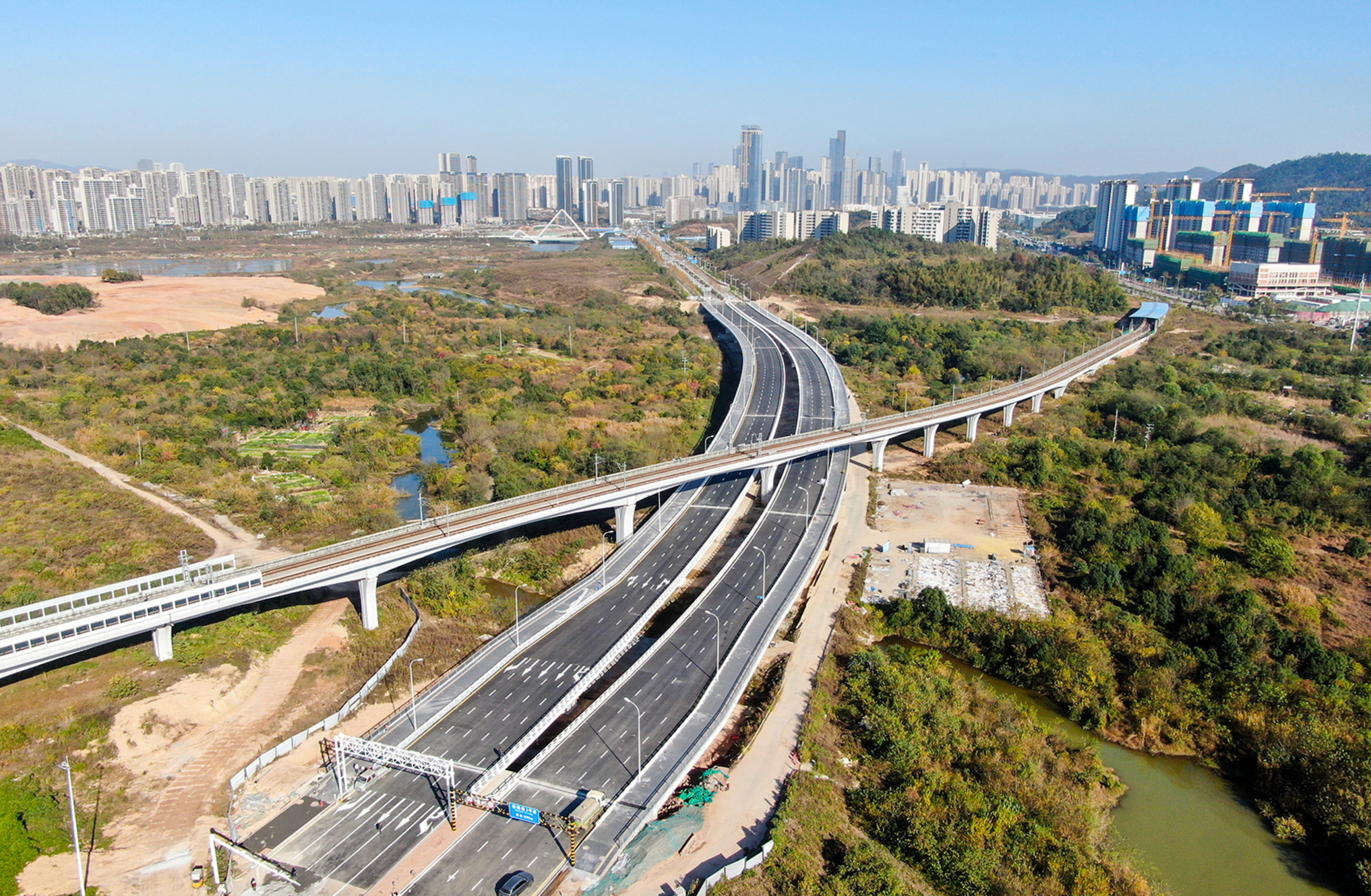 微信图片_20251211172819_45_2.png 微信图片_20251211172819_45_2.png