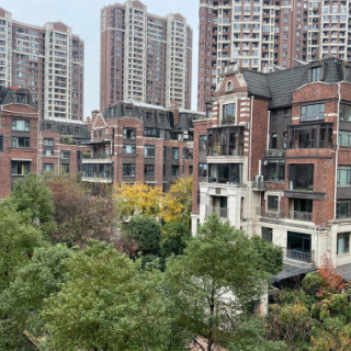 住建部：2025年前10月全国新开工改造城镇老旧小区2.51万个