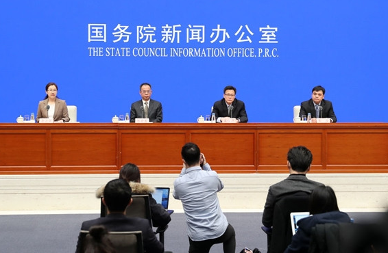 国家出手“挤水分” “团购”药品成常态