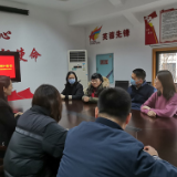  湘雅医院党员志愿者走进嘉雨社区