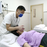 抗疫辛苦了，推拿正骨助您走出肩周炎的困扰