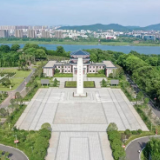 月满中秋，代客祭扫遥寄相思情亦浓