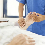 救急只能靠邻居?专家:亟须补齐老年保障与救助应急体系短板