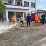 永兴县油麻镇开展敬老院消防安全应急演练活动