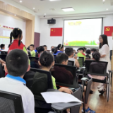 湖南省报协青少年阅读学院暑假公益课堂走进社区