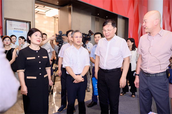 微信图片_20251011144630_86_398.jpg 微信图片_20251011144630_86_398.jpg