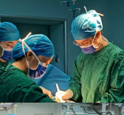 大出血救回、高龄孕子、漏尿根治！长沙这家妇产科凭“中西协同”疗法圈粉