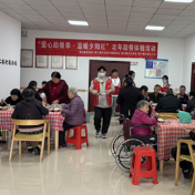 暖胃更暖心!新开铺社区居家养老服务站助餐体验活动,绘就重阳养老幸福图景